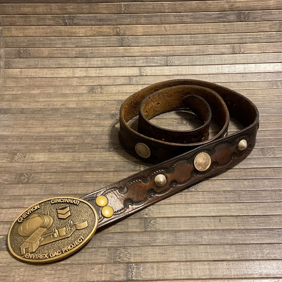 Vintage 1981 Octanner Chevron Brass Belt Buckle With Leather Buffalo Nickel Coin - Picture 2 of 8